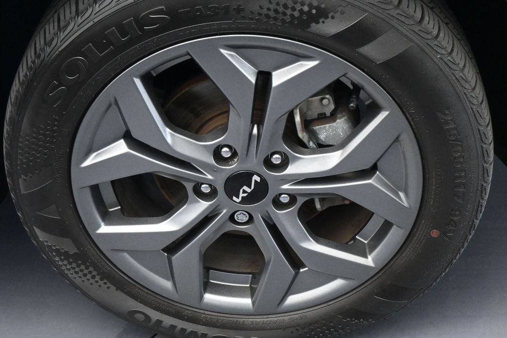 Used 2024 Kia Seltos S FWD image 41