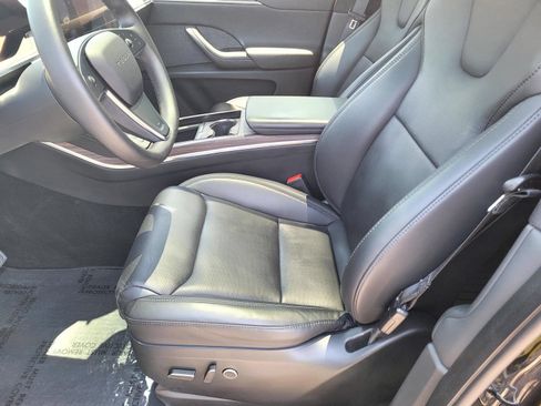 Used 2024 Tesla Model X AWD/4WD image 23