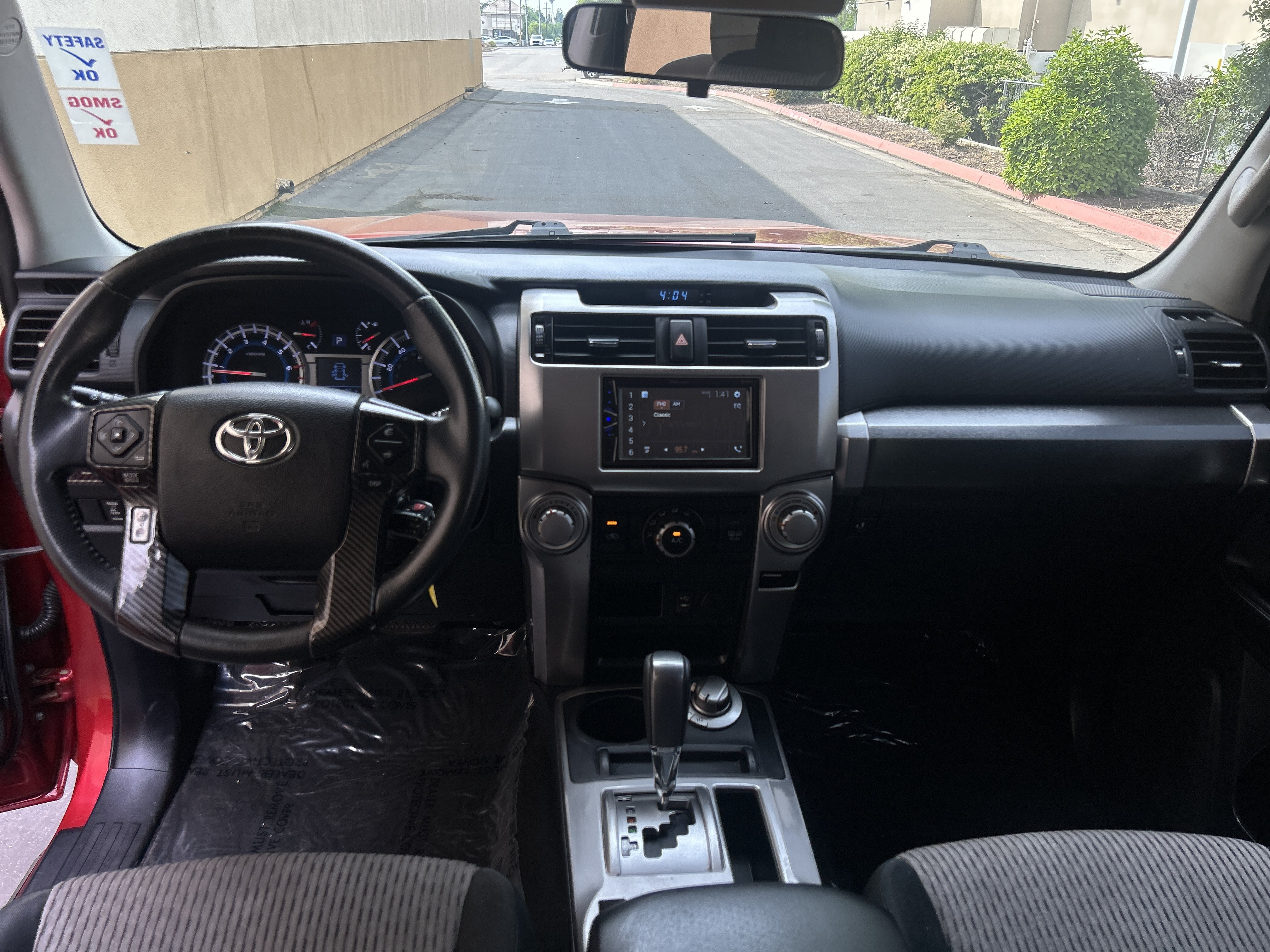 Used 2015 Toyota 4Runner SR5 AWD/4WD image 12