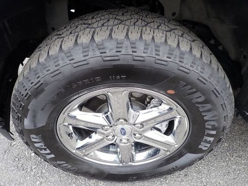Used 2025 Ford F150 XLT w/ Equipment Group 301A Standard AWD/4WD image 13