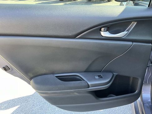 Used 2020 Honda Civic EX image 17