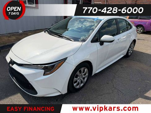 Used 2021 Toyota Corolla LE FWD image 1