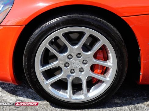 Used 2004 Dodge Viper SRT-10 image 14