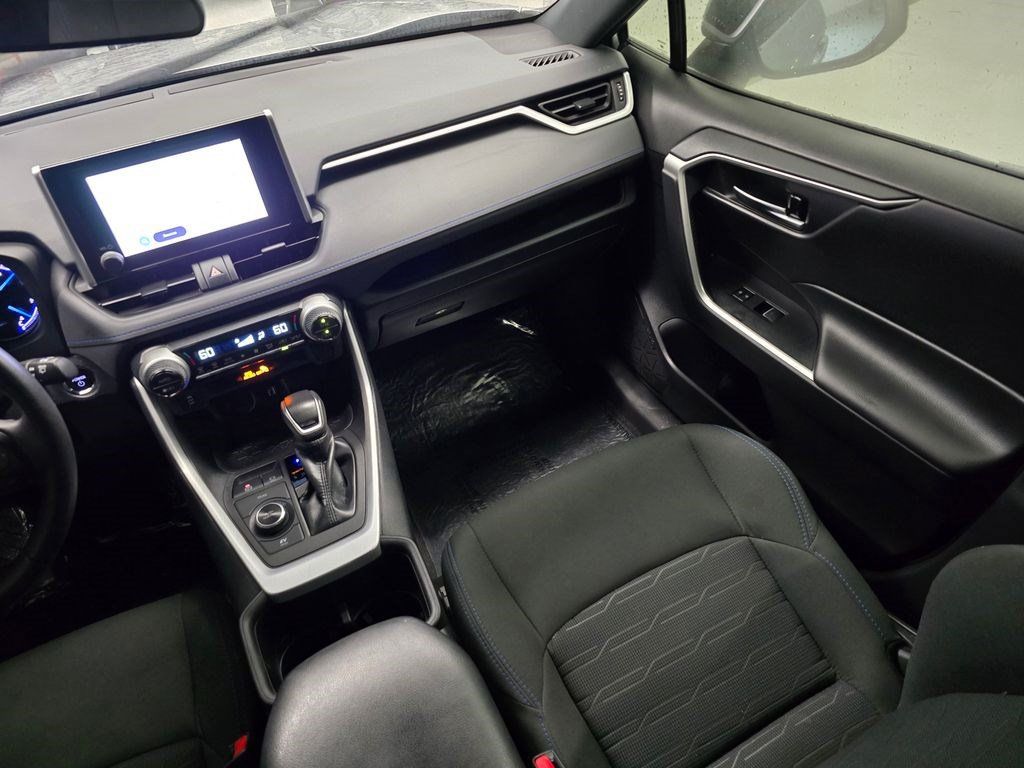Used 2024 Toyota RAV4 SE AWD/4WD image 35