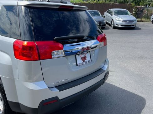 Used 2011 GMC Terrain SLT image 6