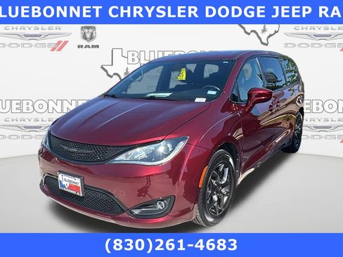 Certified 2020 Chrysler Pacifica Touring w/ S Appearance Package FWD image 1