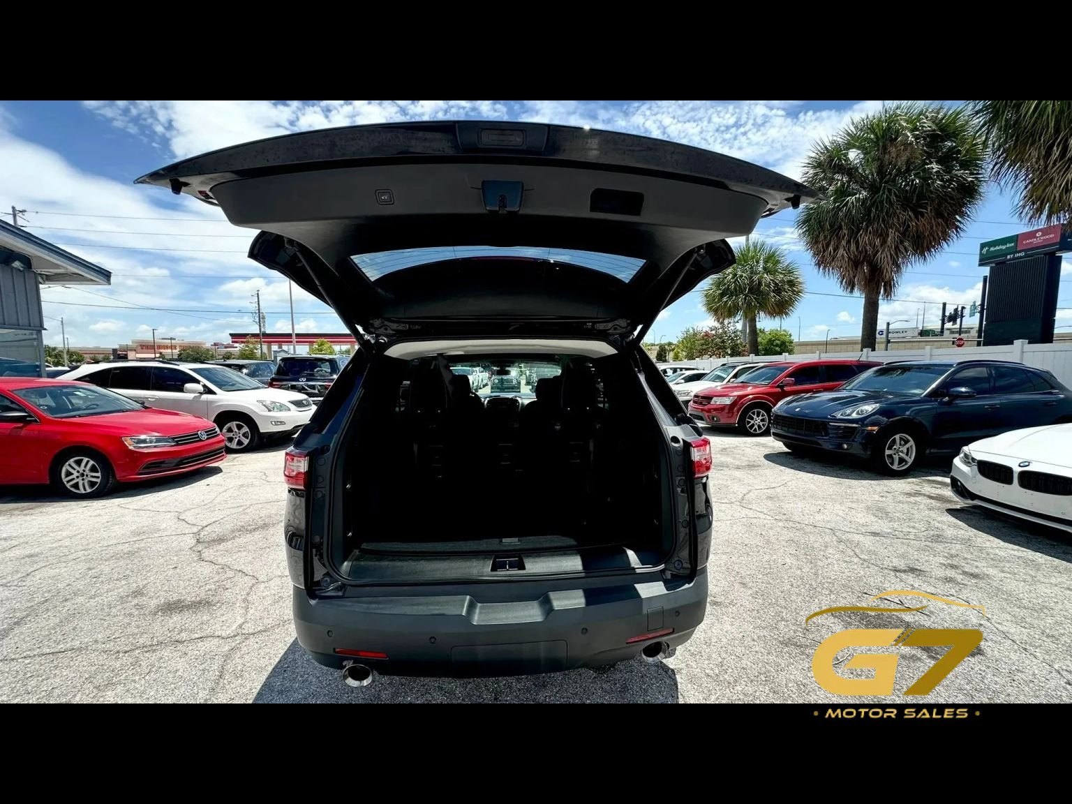 Used 2019 Chevrolet Traverse LT FWD image 15