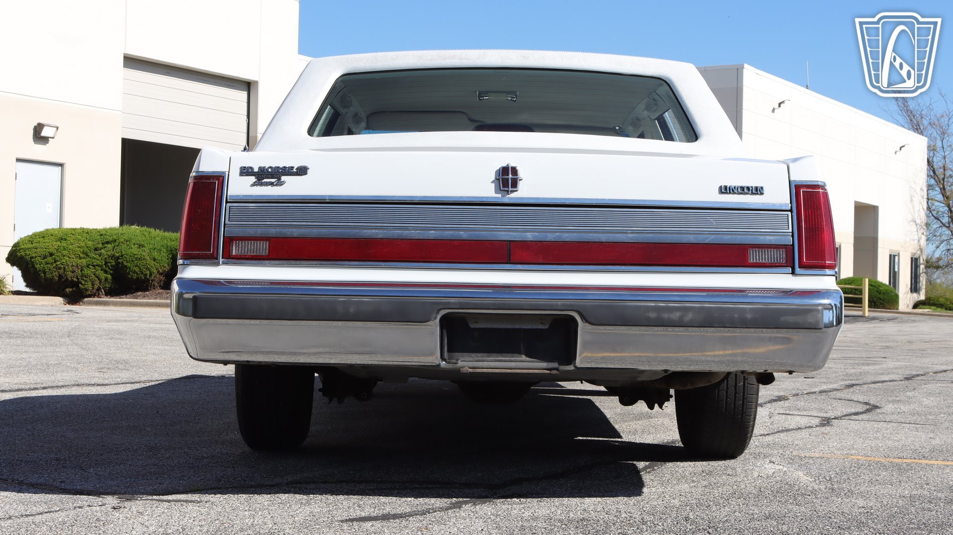Used 1989 Lincoln Town Car Signature RWD image 21