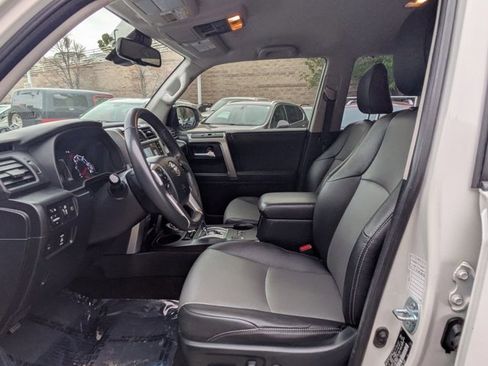 Used 2021 Toyota 4Runner SR5 Premium image 11