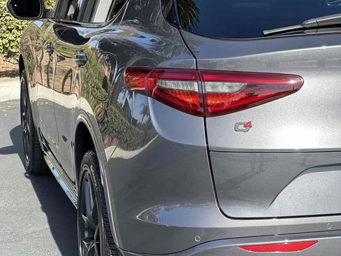 Used 2020 Alfa Romeo Stelvio Ti w/ Nero Edizione image 37