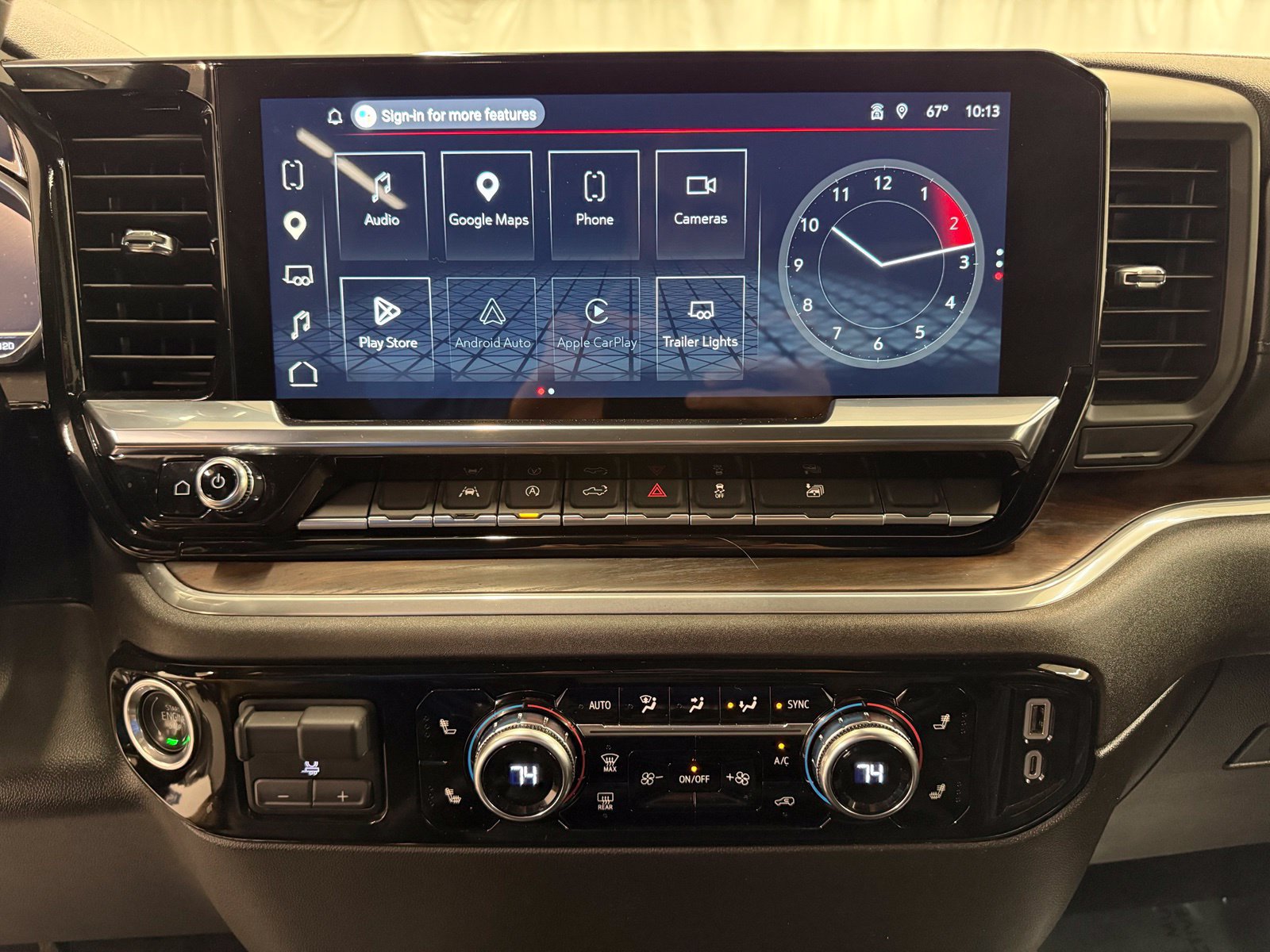 Used 2025 GMC Sierra 1500 SLT AWD/4WD image 14