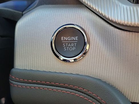 Used 2025 Ford Explorer Active image 12