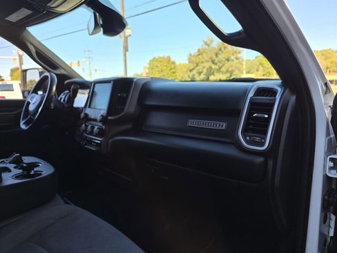 Used 2024 RAM 3500 Big Horn image 12