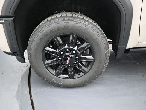 New 2026 GMC Sierra 3500 AT4 w/ AT4 Premium Plus Package image 8