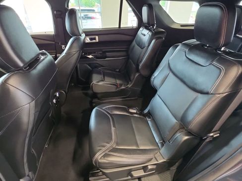 Used 2023 Ford Explorer ST w/ Equipment Group 401A AWD/4WD image 34