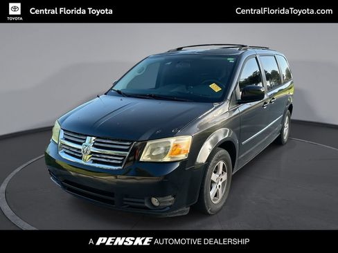 Used 2010 Dodge Grand Caravan SXT FWD image 1