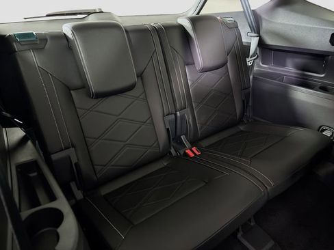 New 2026 Volkswagen Atlas SE image 26