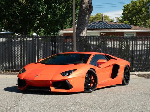 Used 2015 Lamborghini Aventador LP 700-4 AWD/4WD image 1