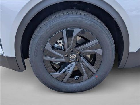 New 2026 Toyota C-HR AWD/4WD image 10