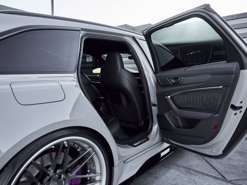 Used 2021 Audi RS 6 w/ Executive Package AWD/4WD image 30