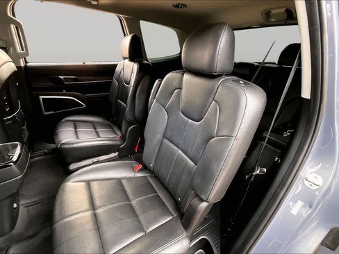 Used 2020 Kia Telluride EX w/ EX Premium Package FWD image 21
