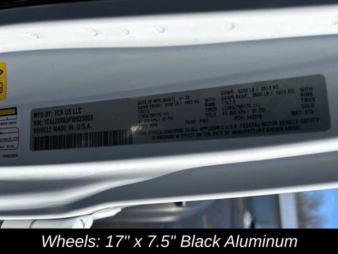 Used 2023 Jeep Wrangler Unlimited w/ Sun & Screen Package image 42