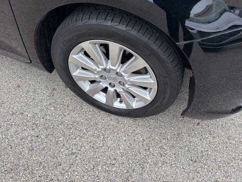 Used 2016 Toyota Sienna Limited Premium image 15