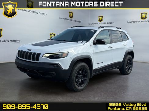 Used 2022 Jeep Cherokee Trailhawk w/ Premium Leather Package AWD/4WD image 1