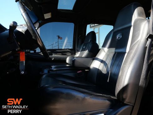 Used 2004 Ford F250 Harley-Davidson image 16