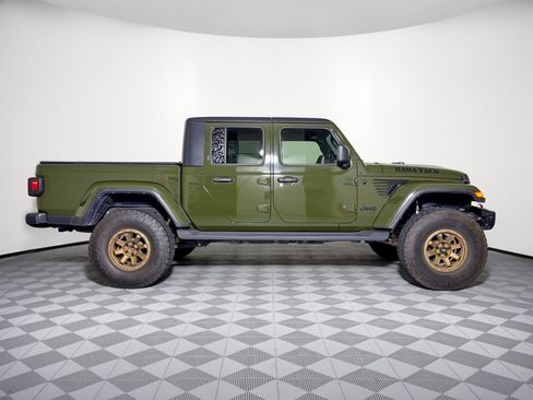 Used 2023 Jeep Gladiator Sport AWD/4WD image 6