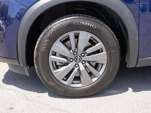 Used 2025 Nissan Pathfinder SV AWD/4WD image 5