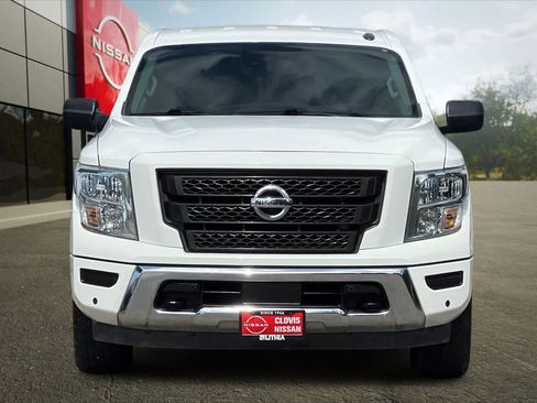Used 2021 Nissan Titan SV w/ SV Convenience Package AWD/4WD image 11