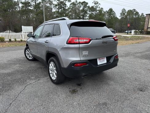 Used 2015 Jeep Cherokee Latitude image 34