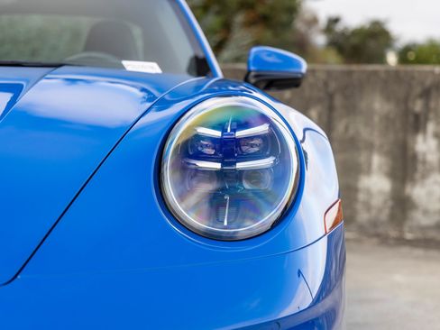 Certified 2025 Porsche 911 Carrera S RWD image 18