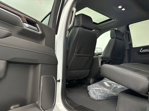 New 2026 GMC Sierra 1500 SLT w/ SLT Premium Package image 39
