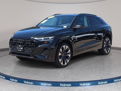 Certified 2025 Audi Q8 Premium AWD/4WD image 1