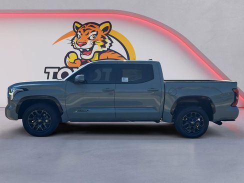 Used 2026 Toyota Tundra Platinum AWD/4WD image 8