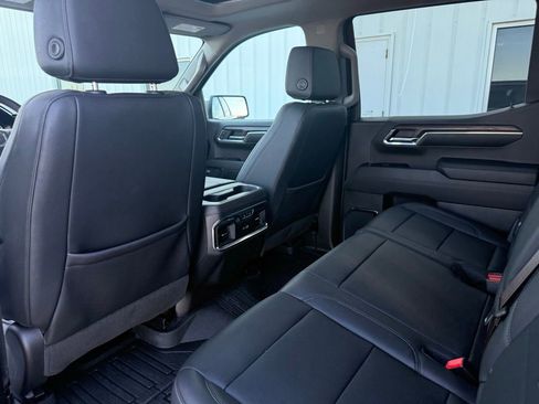 Used 2024 GMC Sierra 1500 SLT w/ SLT Premium Plus Package AWD/4WD image 25