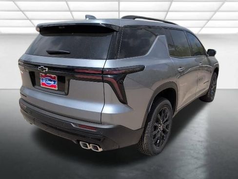 New 2026 Chevrolet Traverse LT w/ Midnight/Sport Edition FWD image 32