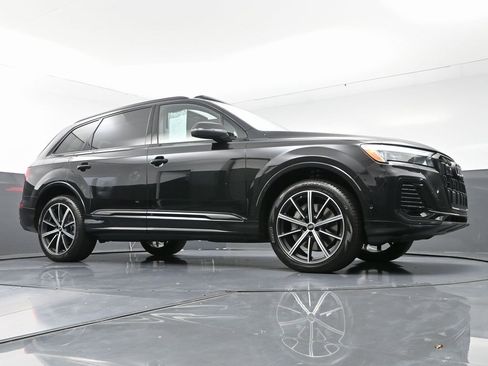 Used 2025 Audi Q7 2.0T Premium Plus w/ Premium Plus Package image 47