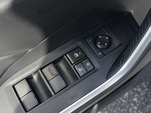 Used 2024 Toyota RAV4 LE image 18