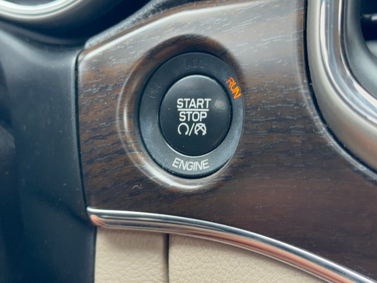 Used 2014 Jeep Grand Cherokee Limited RWD image 20