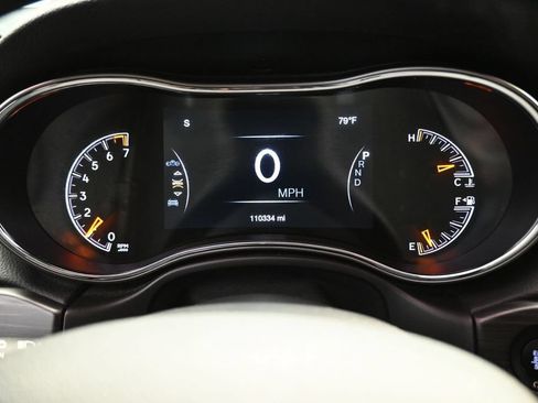Used 2020 Jeep Grand Cherokee Laredo w/ Quick Order Package 2BN North AWD/4WD image 16