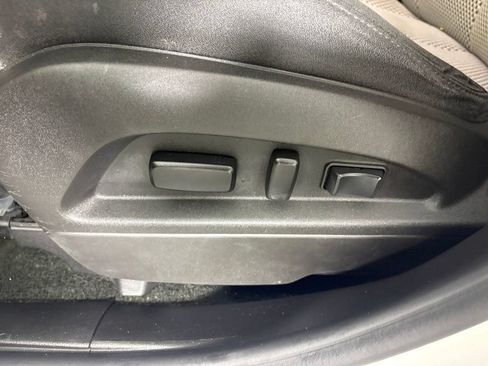 Used 2017 Chevrolet Equinox LT w/ Convenience Package AWD/4WD image 13