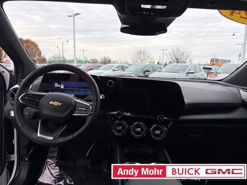 Used 2024 Chevrolet Blazer EV LT image 19