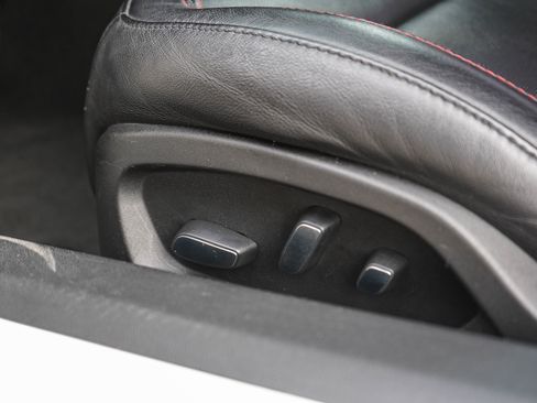 Used 2019 Chevrolet Corvette Stingray Coupe image 27