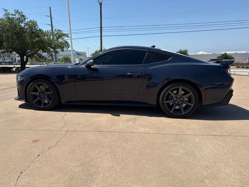 Used 2025 Ford Mustang Dark Horse RWD image 4
