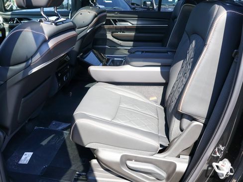 New 2026 Jeep Grand Wagoneer L Summit AWD/4WD image 16