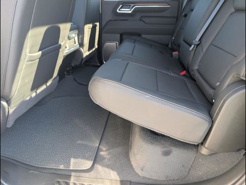 New 2026 GMC Sierra 2500 Denali w/ Denali Reserve Package image 12