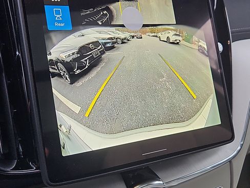 New 2026 Volvo XC60 B5 Ultra w/ Protection Package Premier image 7